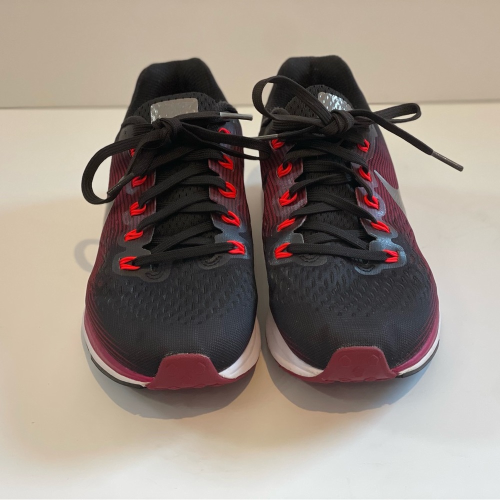 NIKE Pegasus 37 Running Shoe